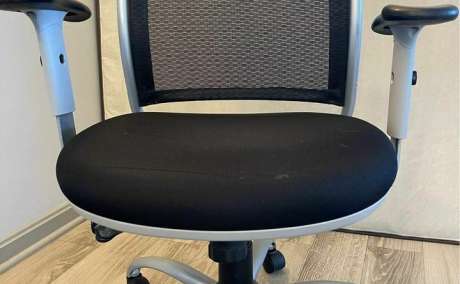 Office chair used